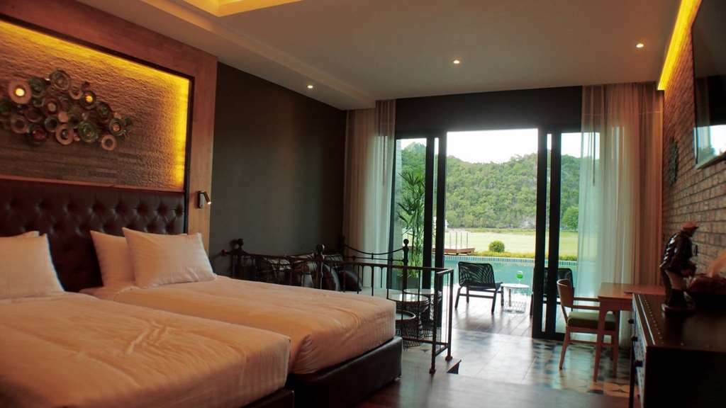 La Isla Pranburi Beach Resort Sam Roi Yot Habitación foto